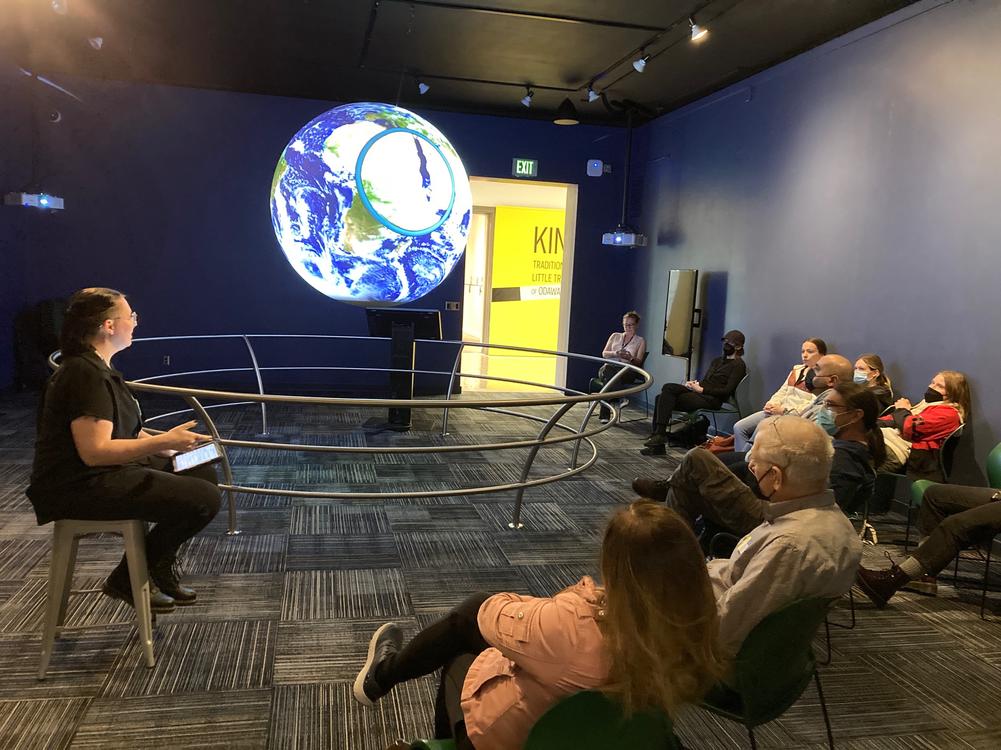 Inside the Immersive Visualization Institute